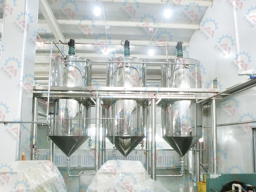 新疆阿克蘇15-20噸葵花菜籽油精煉設(shè)備脫蠟車間