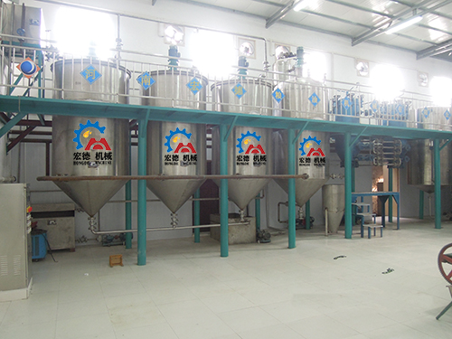 300噸<a href=http://www.dreamgarden.cn/jinglian/20.html target=_blank class=infotextkey>菜籽油精煉設(shè)備</a>
