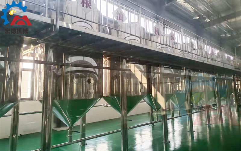 <a href=http://www.dreamgarden.cn/jinglian/ target=_blank class=infotextkey>精煉油設備</a>