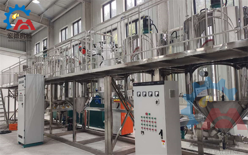 葵花籽油<a href=http://www.dreamgarden.cn/jinglian/ target=_blank class=infotextkey>精煉油設(shè)備</a>