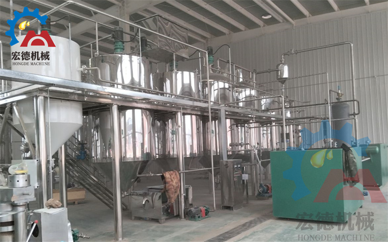 <a href=http://www.dreamgarden.cn/jinglian/ target=_blank class=infotextkey>精煉油設(shè)備</a>